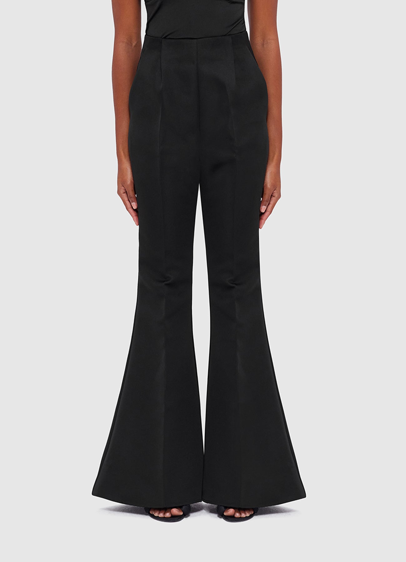 Maya Flared Pants - Ebony | LEO LIN® Official Website