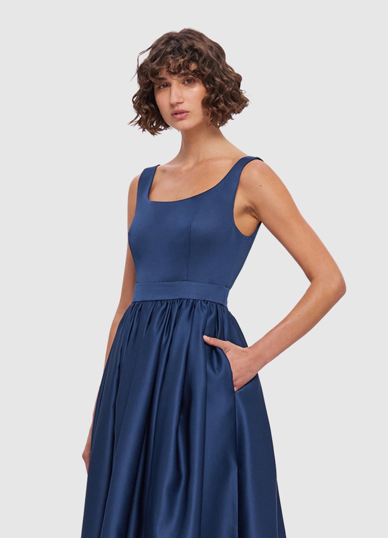 Will Colleen midi dress work on size 6 or 8? Like L or Xl? : r