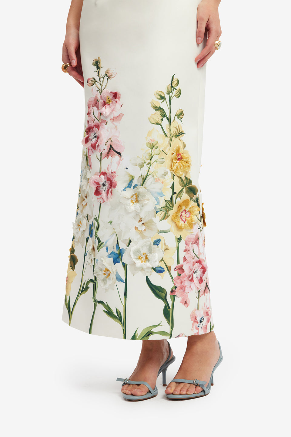 Rayna Embroidered Maxi Dress - Snapdragon Print in Snow Dress Maxi