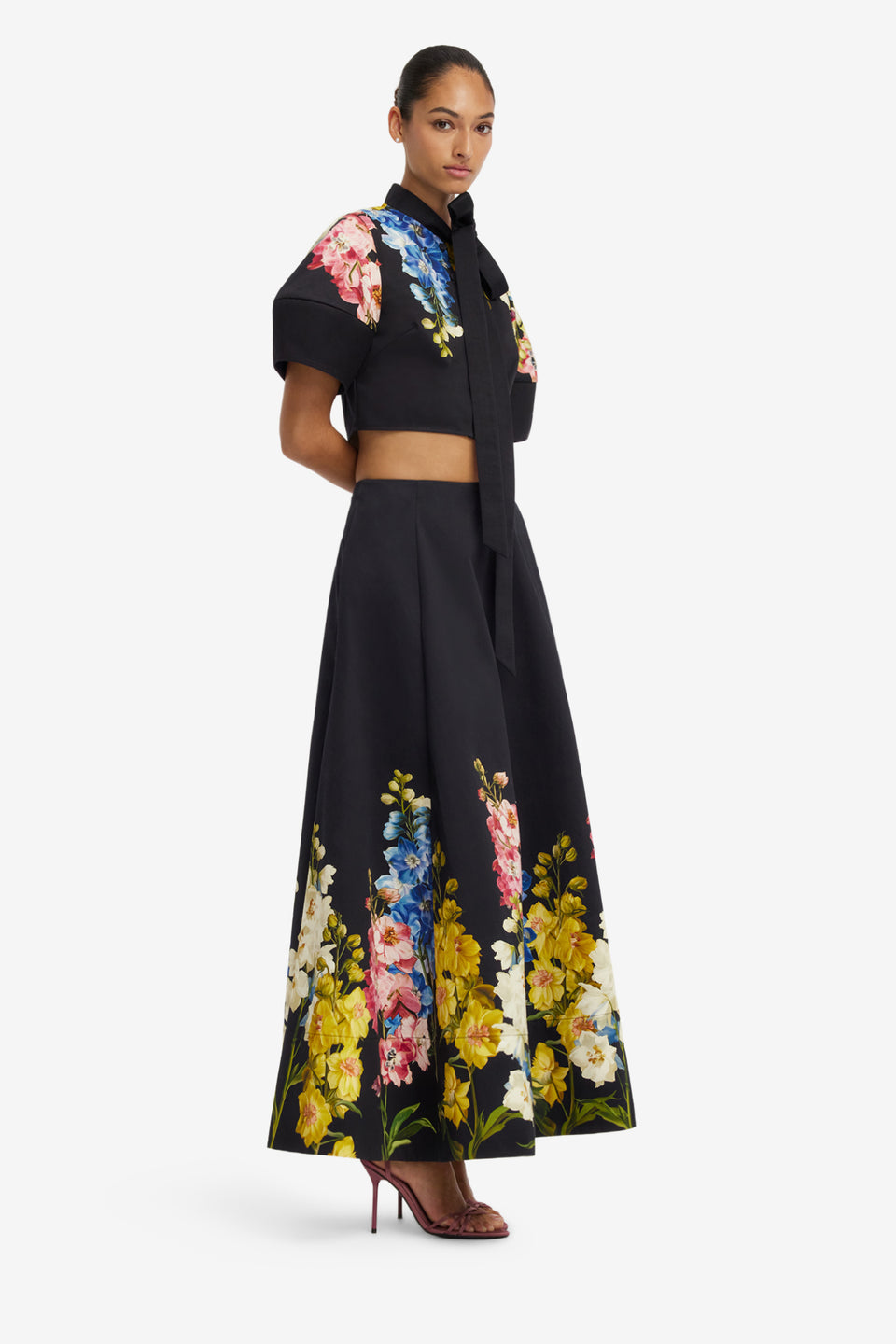 Molly Puff Sleeve Top - Snapdragon Print in Ebony Tops
