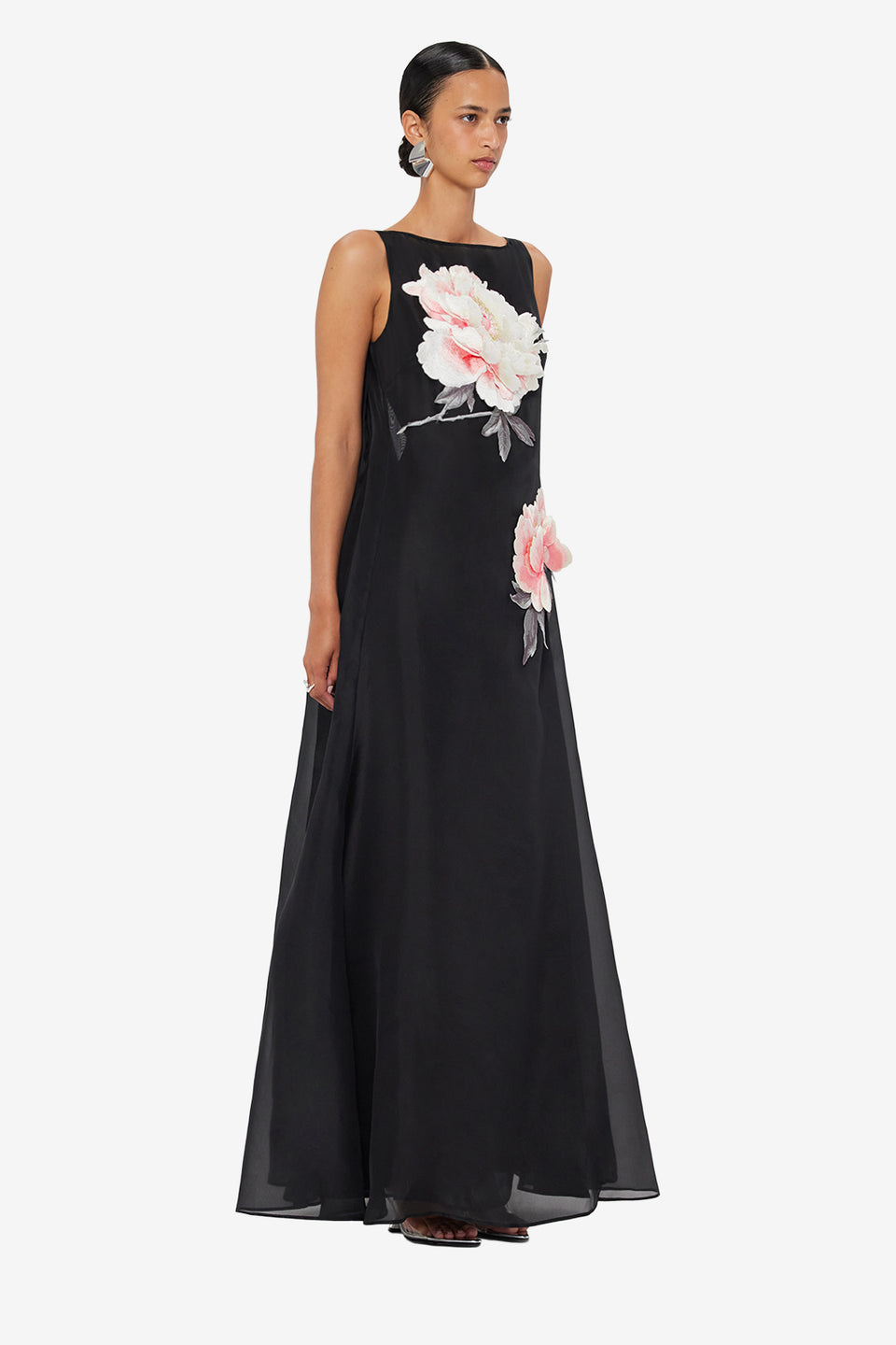 Exclusive LEO LIN Yumei Appliqué Floral Open Back Gown - Onyx