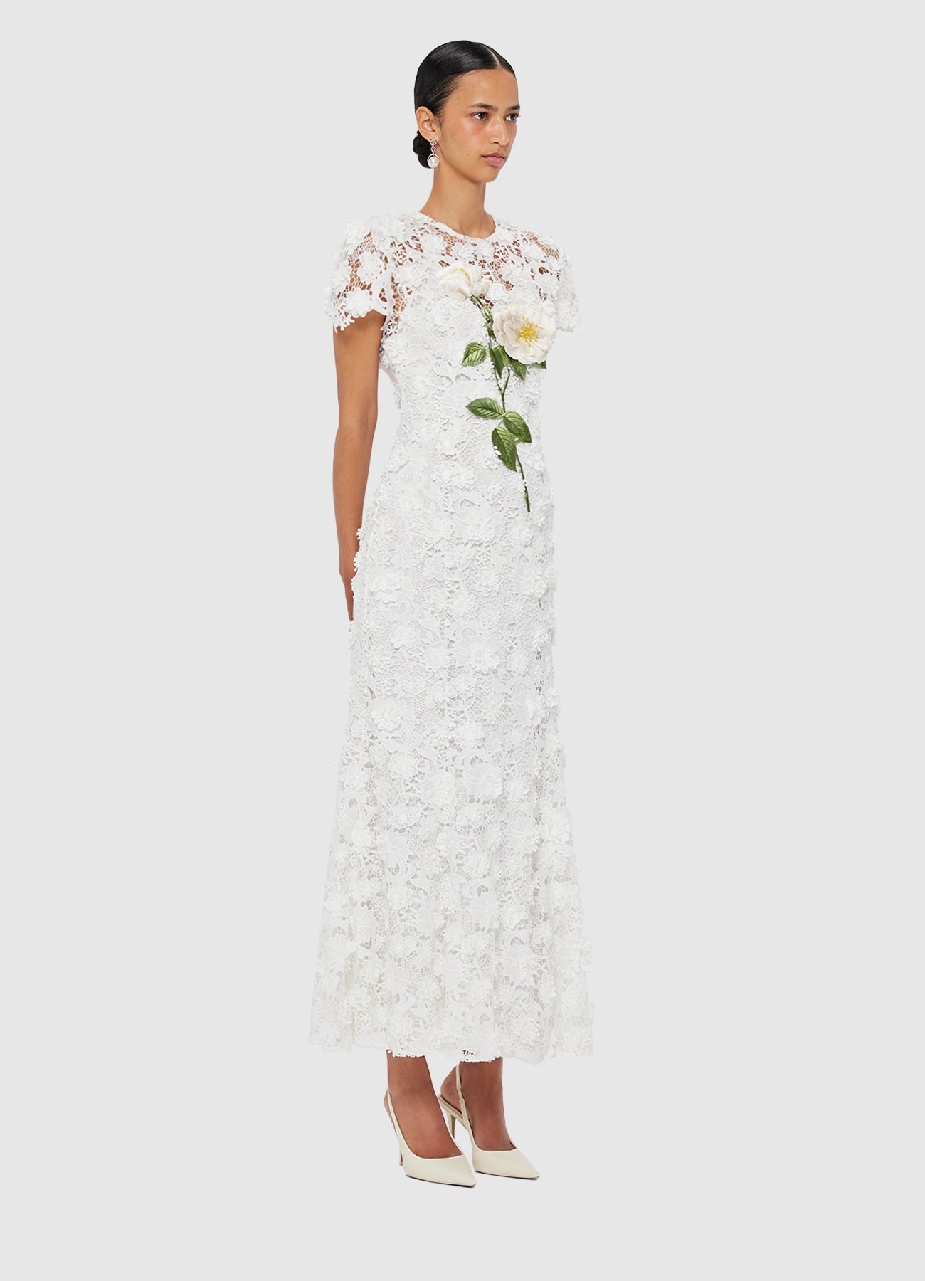 ワンピース [lekong ] Lace Embroidered Dress Leo Lin Monique Embroidered Lace Maxi Dress in Ebony — UFO