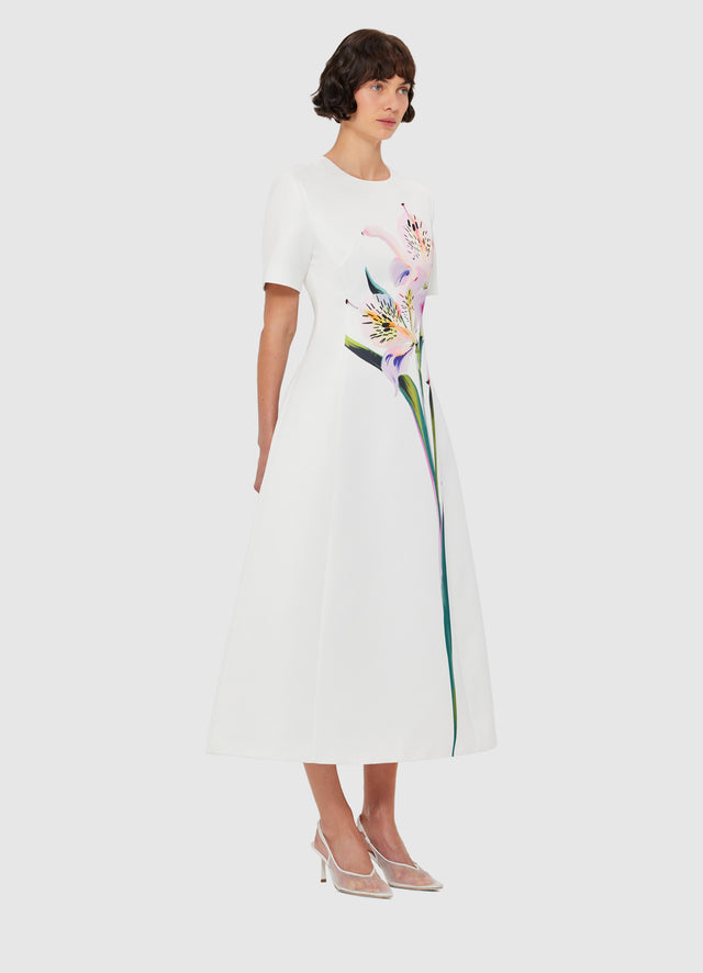Exclusive LEO LIN Caroline Short Sleeve Midi Dress - Lily Print in Snow