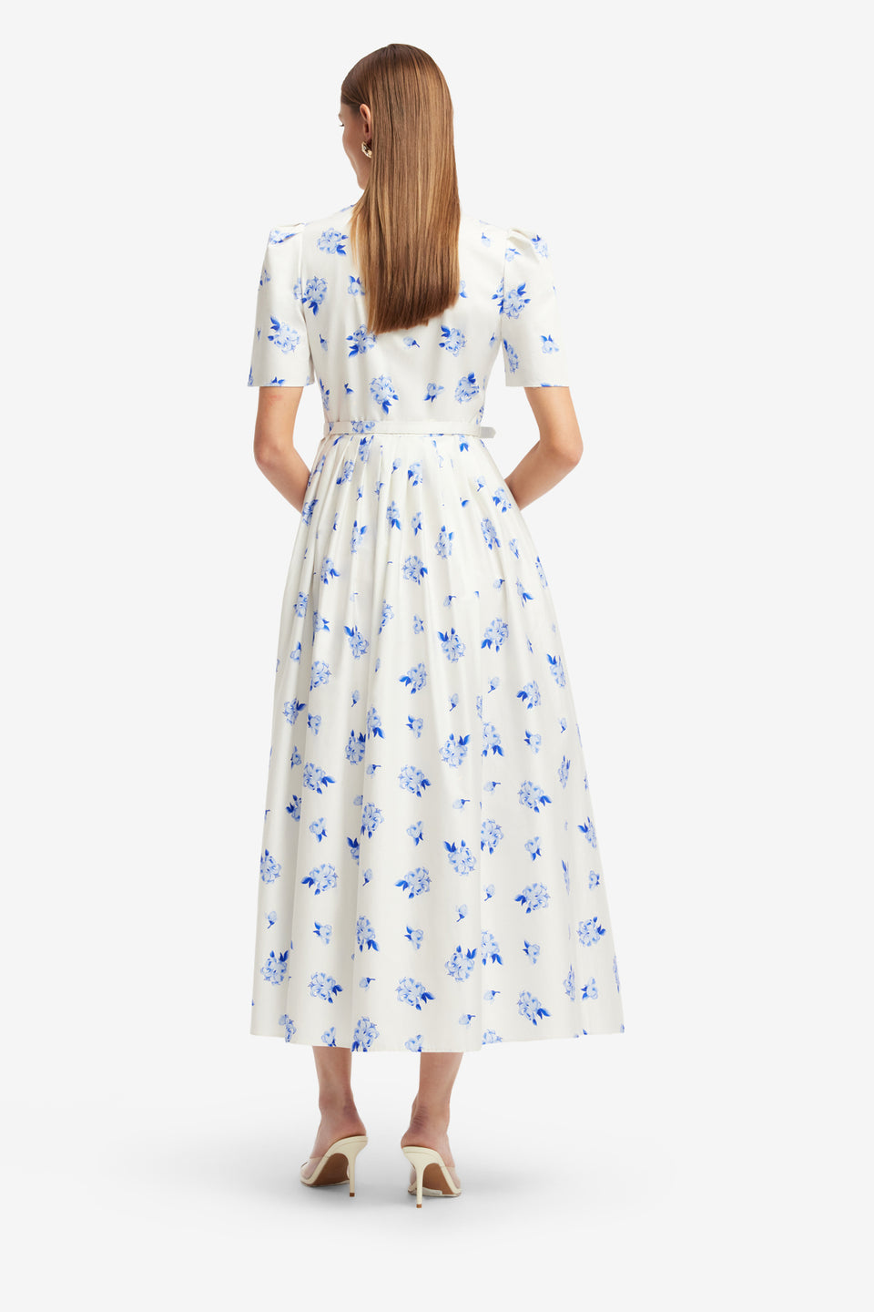 Exclusive LEO LIN Bianca Short Sleeve Midi Dress - Ditsy Floral Print in Snow