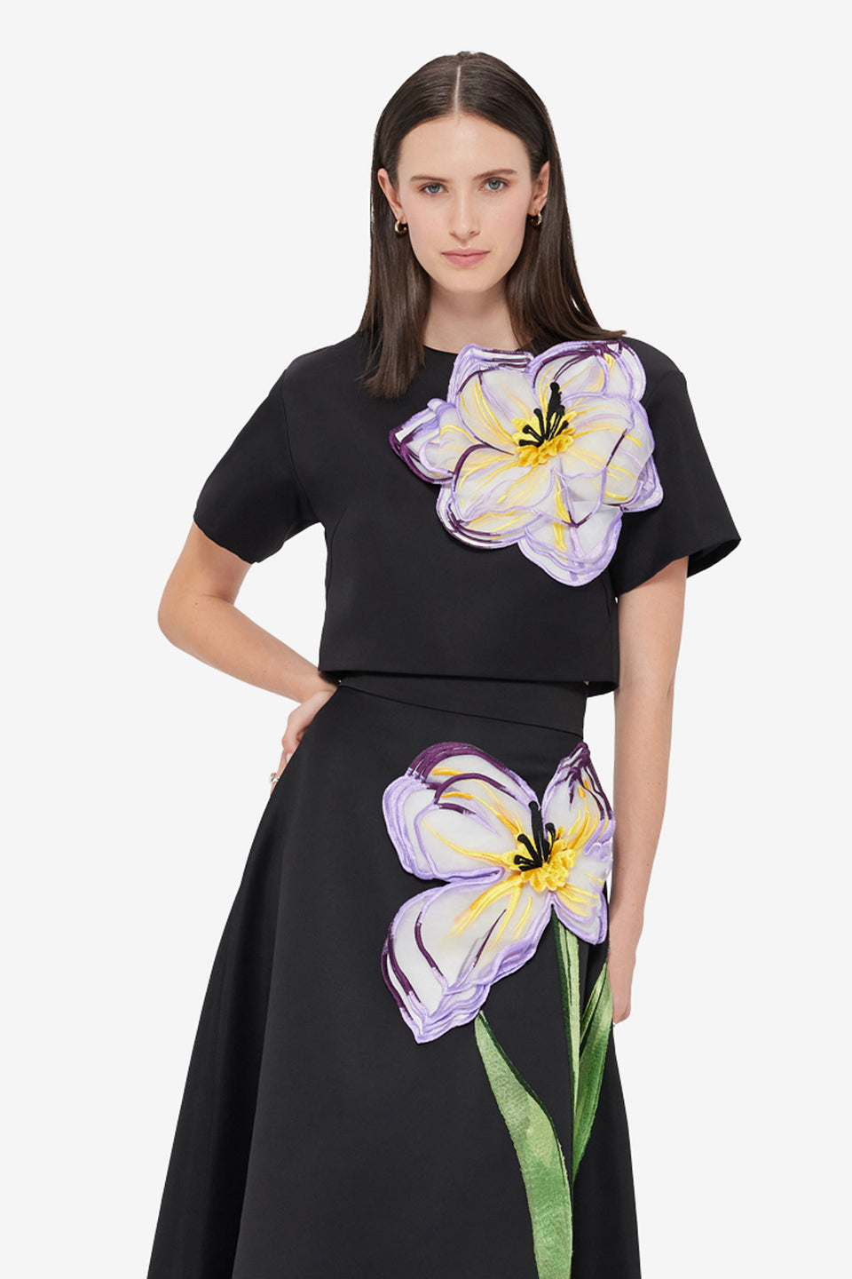 Exclusive Leo Lin Indie Appliqué Sleeve Top in Iris Print in Ebony
