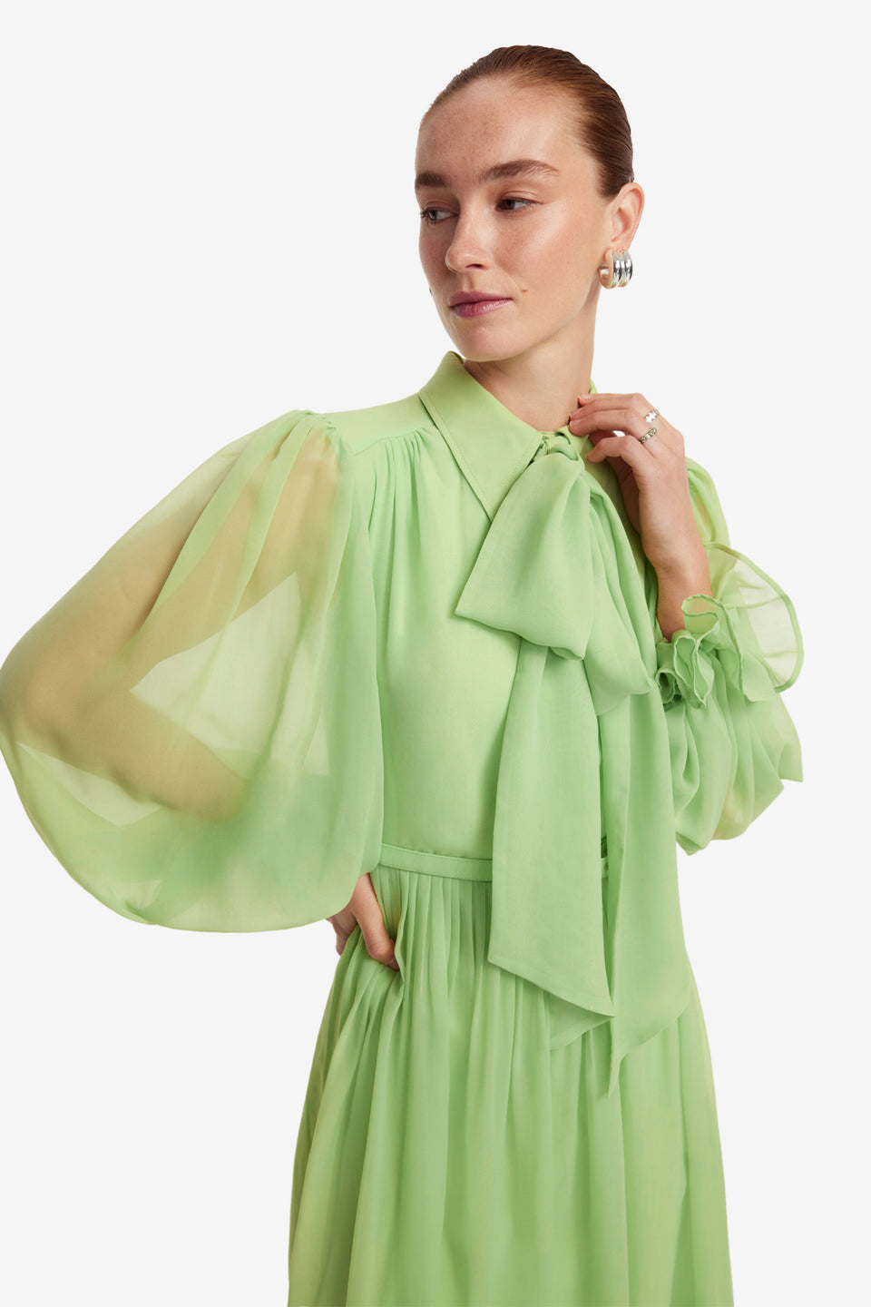 Exclusive LEO LIN Cassie Tie Neck Midi Dress - Juniper Green