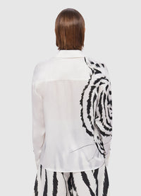 Exclusive Leo Lin Tina Silk Shirt in Tiger Print in White